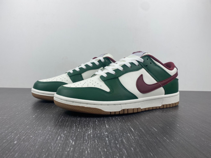 dunk low 20230217