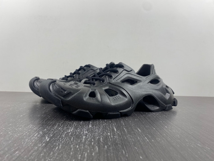 balenciag* sandal17