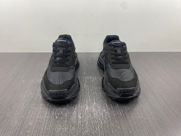 Ba*len*cia*ga triple s sneaker 80000130