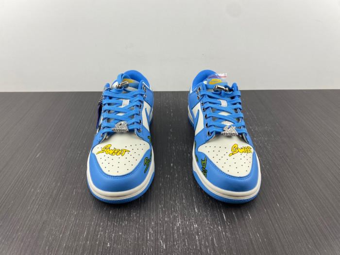 nike dunk low chrome hearts