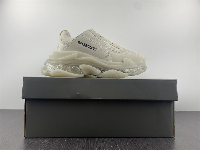 Ba*len*cia*ga triple s sneaker 8000012