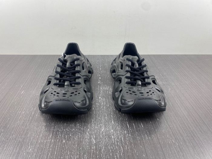 balenciag* sandal17