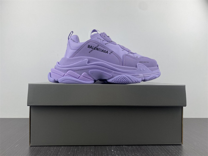 Ba*len*cia*ga triple s sneaker 8000028