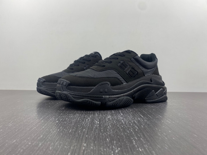 Ba*len*cia*ga triple s sneaker 80000130