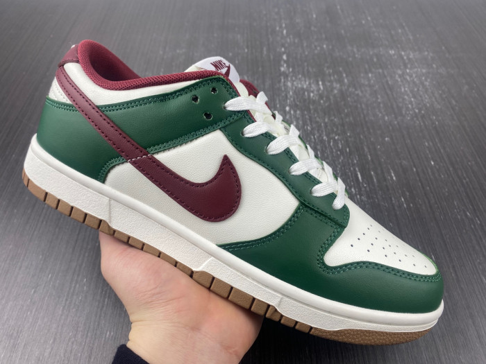 dunk low 20230217