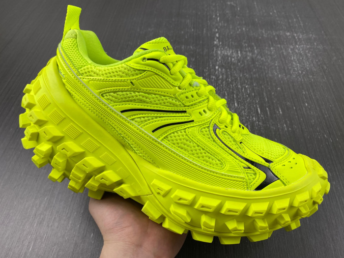 Ba*len*cia*ga defender sneaker