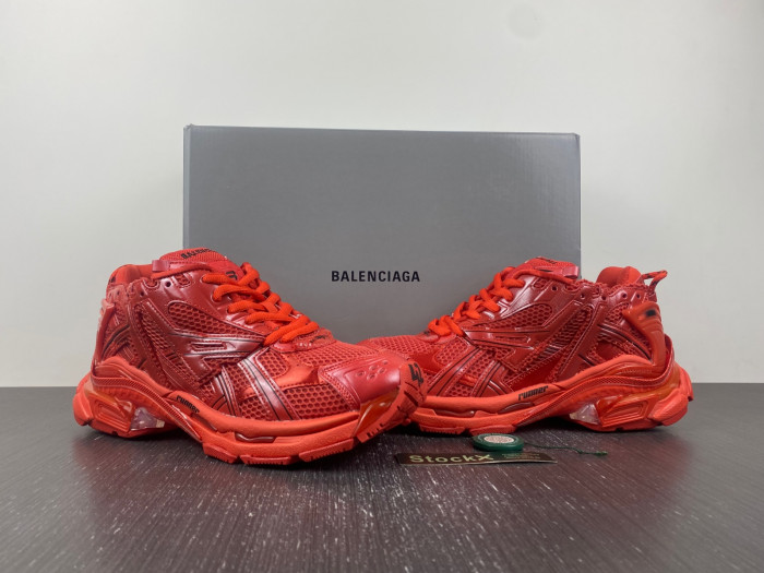 Ba*len*cia*ga runner sneaker
