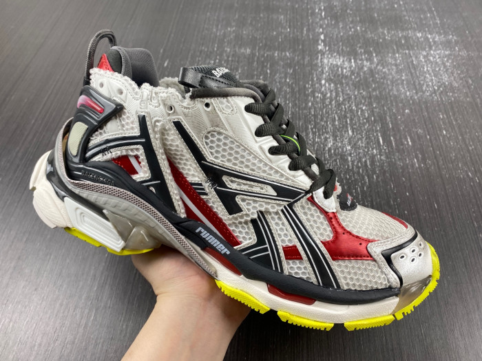 Ba*len*cia*ga runner sneaker