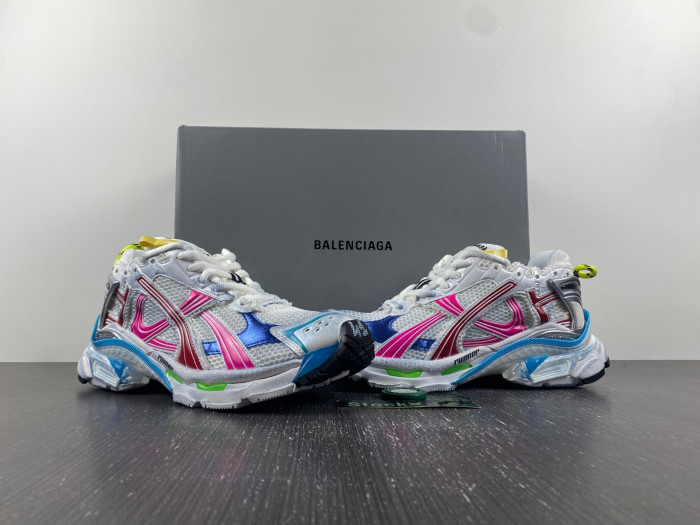 Ba*len*cia*ga runner sneaker