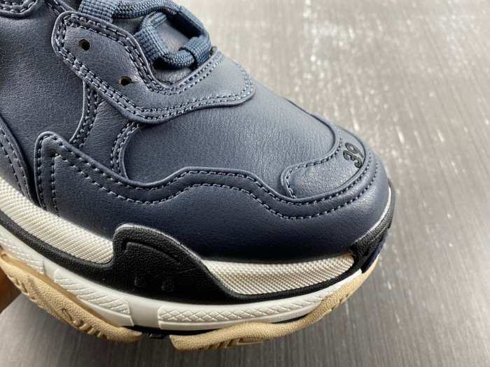Ba*len*cia*ga triple s sneaker 8000049
