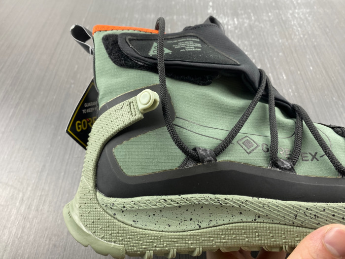 nike acg air terra antarktik
