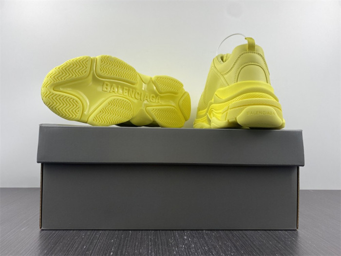 Ba*len*cia*ga triple s sneaker 8000013