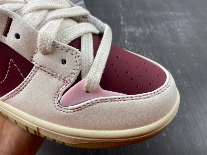 nike dunk low disrupt 2 valentine