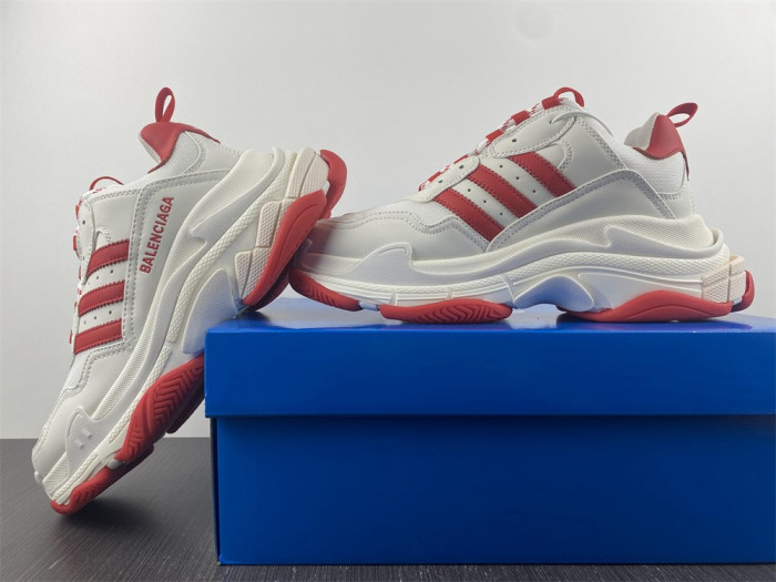 Ba*len*cia*ga triple s sneaker 8000019