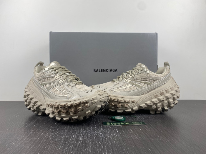 Ba*len*cia*ga defender sneaker