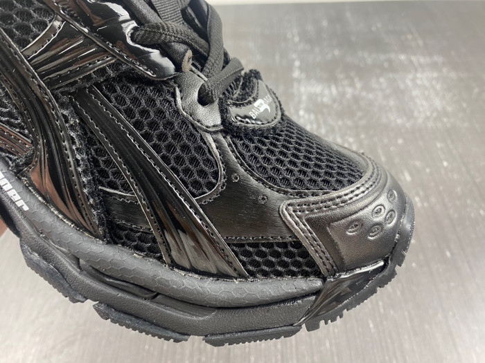 Ba*len*cia*ga runner sneaker