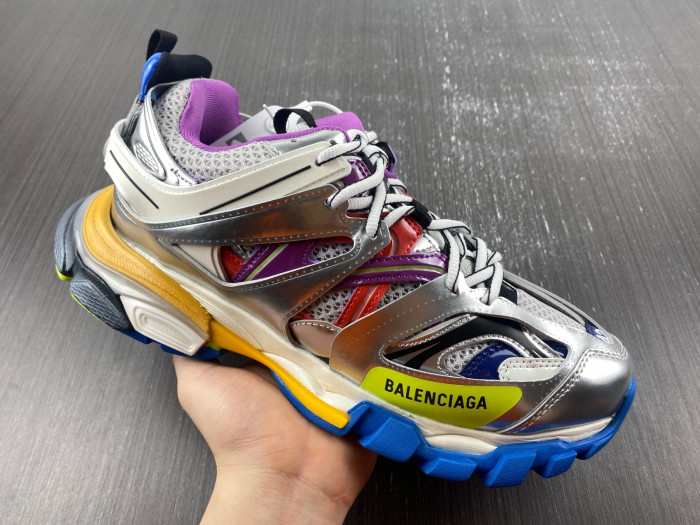 Ba*len*cia*ga track 8000055