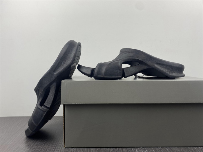 balenciag* sandal12