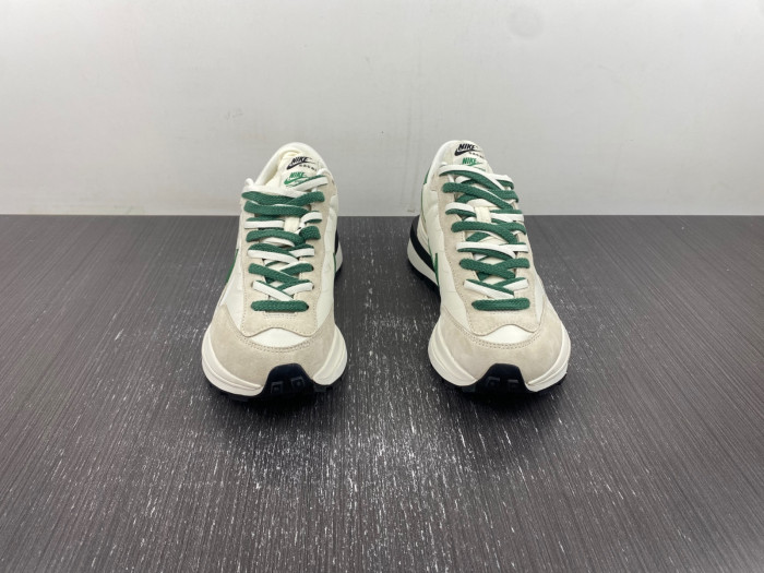 nike sacai x vaporwaffle ns11251