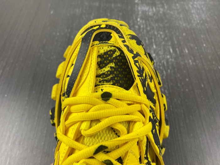 Ba*len*cia*ga track sneaker