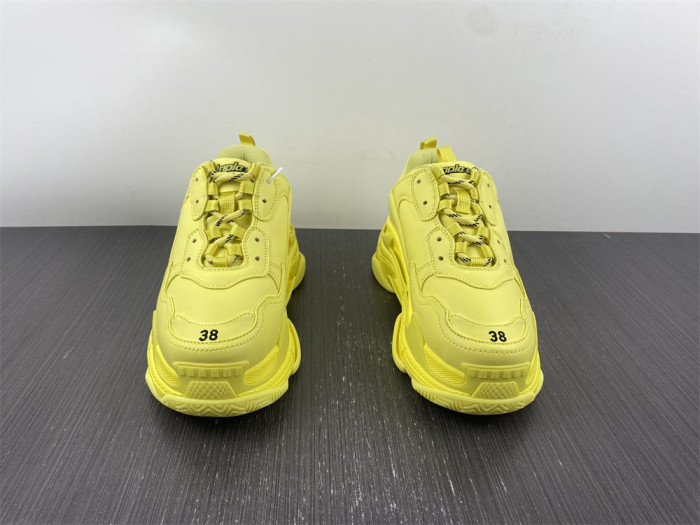 Ba*len*cia*ga triple s sneaker 8000013