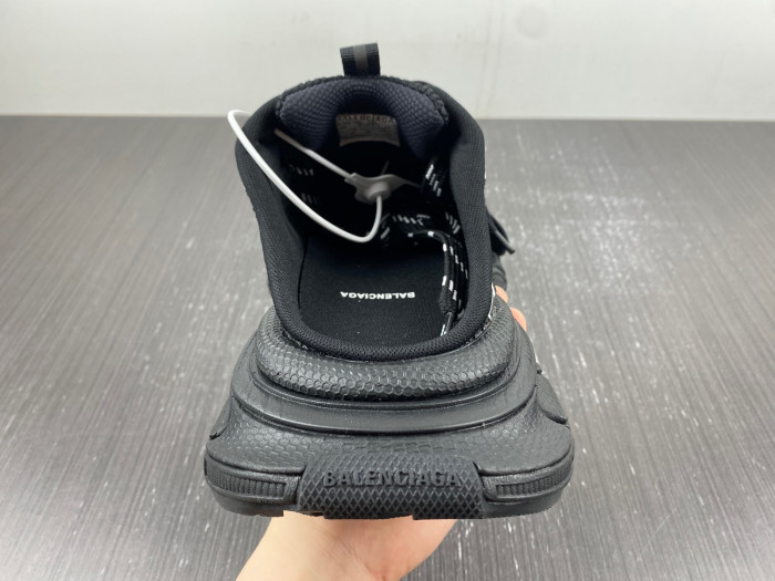 Ba*len*cia*ga 3xl sneaker 8000082