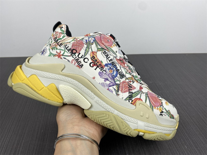 g*u*i vintage triple s 576965 dr1111111