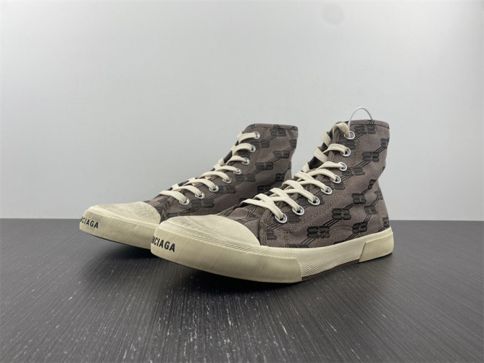 Ba*len*cia*ga sneaker