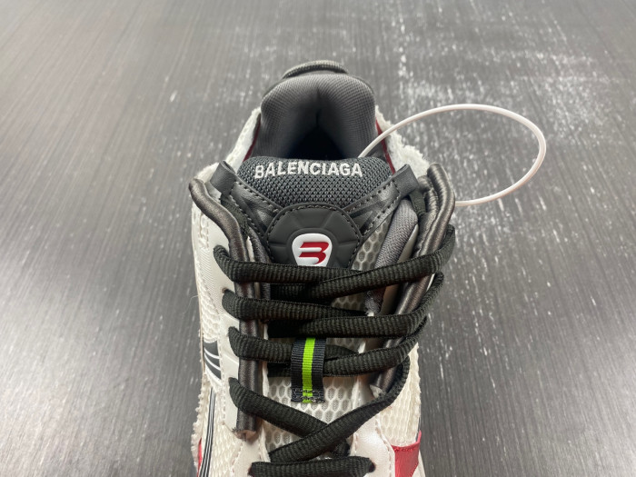 Ba*len*cia*ga runner sneaker