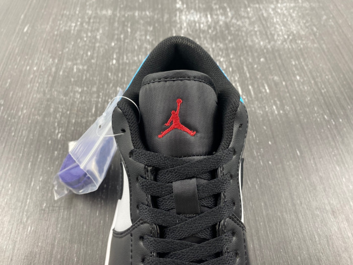 air jordan 1 low surF**es with aqua tones 553558-154