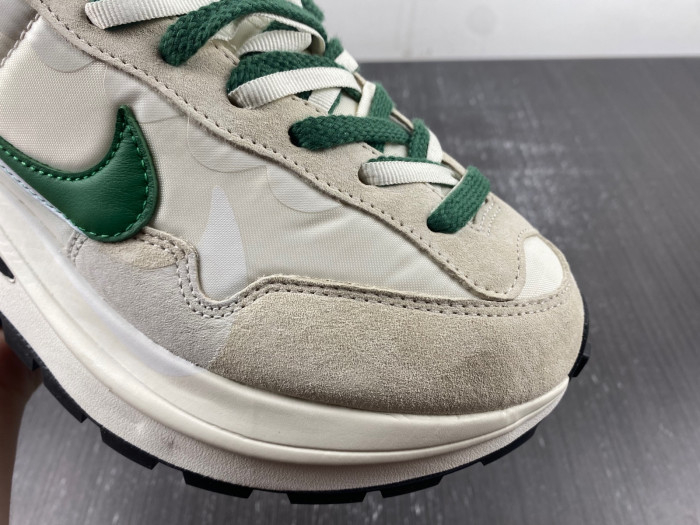 nike sacai x vaporwaffle ns11251