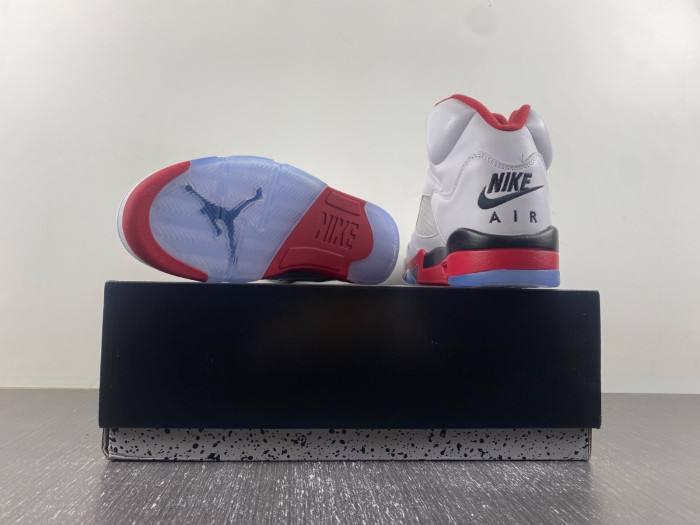 air jordan 5 retro fire red black tongue 136027-120