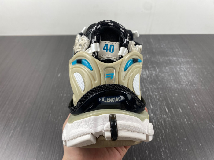 Ba*len*cia*ga runner sneaker