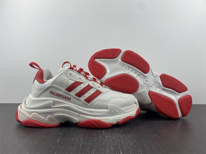 Ba*len*cia*ga triple s sneaker 8000019