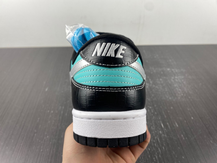 nike dunk sb low diamond S*pply co. "t*f*ny" 304292-402