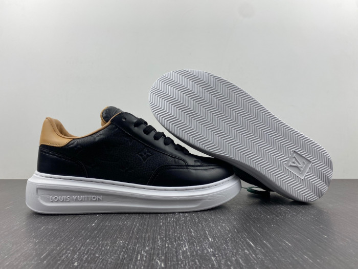 lv snekaers l0000100