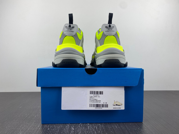 Ba*len*cia*ga triple s sneaker 80000111