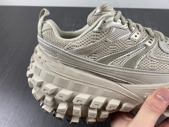 Ba*len*cia*ga defender sneaker
