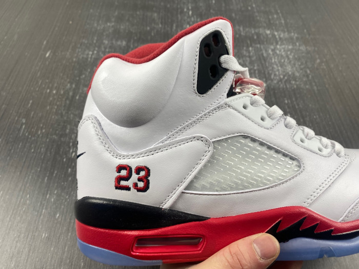 air jordan 5 retro fire red black tongue 136027-120