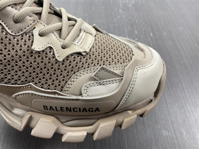 Ba*len*cia*ga track 8000011