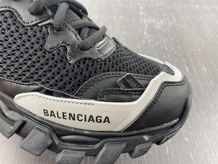 Ba*len*cia*ga track 8000032