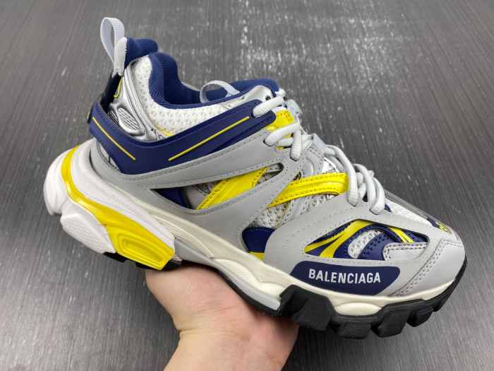 Ba*len*cia*ga track sneaker
