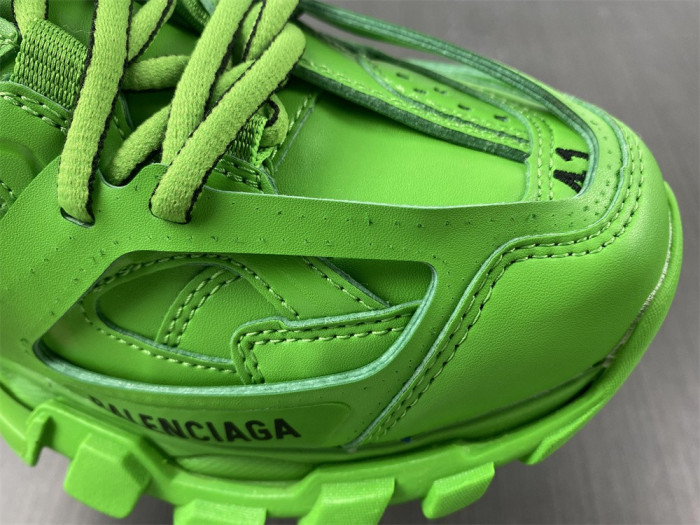Ba*len*cia*ga track 8000003