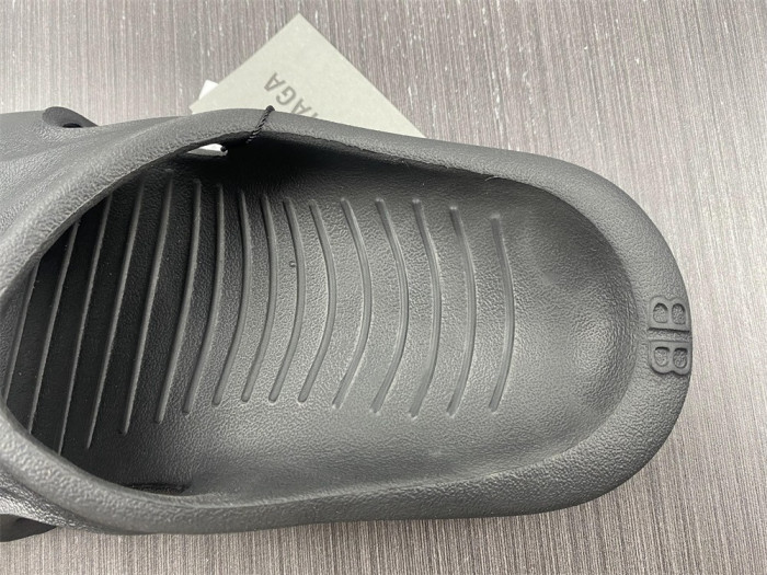 balenciag* sandal12
