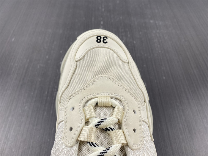 Ba*len*cia*ga triple s sneaker 8000012