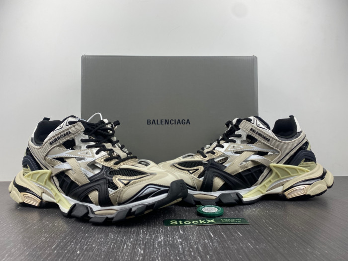 Ba*len*cia*ga track 8000075