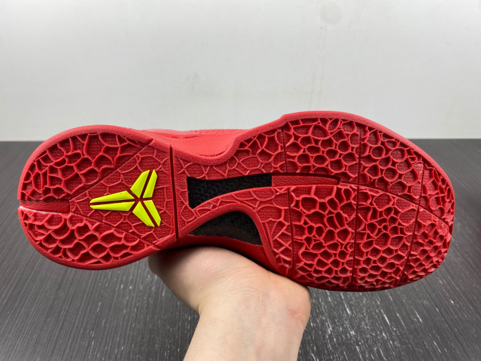 nike kobe 6 protro “reverse grinch” fv4921-600