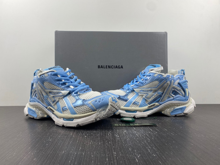 Ba*len*cia*ga runner sneaker