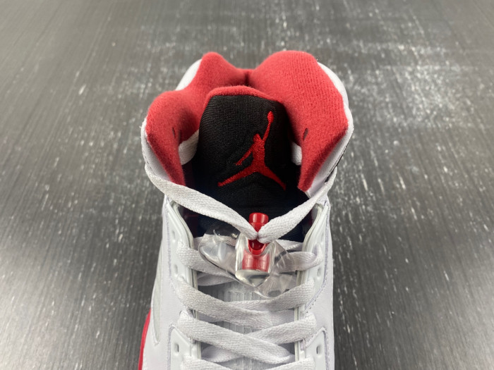 air jordan 5 retro fire red black tongue 136027-120