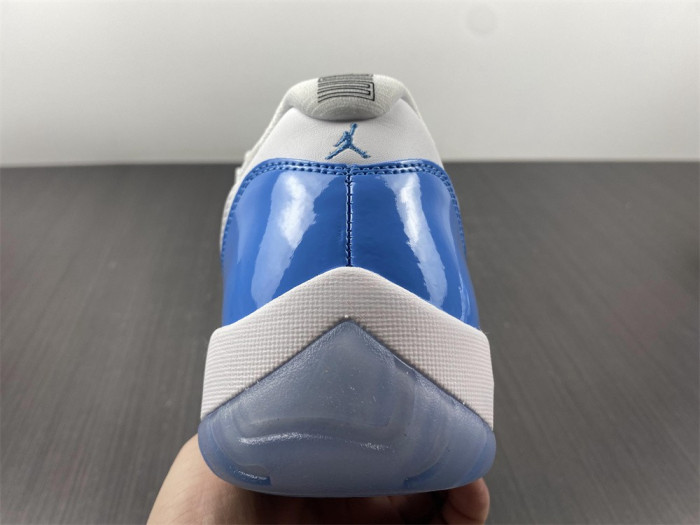 air jordan 11 retro low "carolina 2017 release" 528895-106